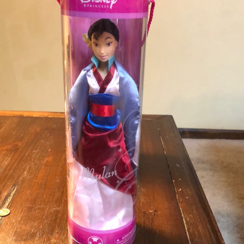 COPY - DISNEY DOLL -BRAND NEW NEVER BEEN OPENED